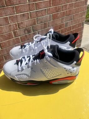 Jordan White Black Infrared Low-Top Golf Sneakers
